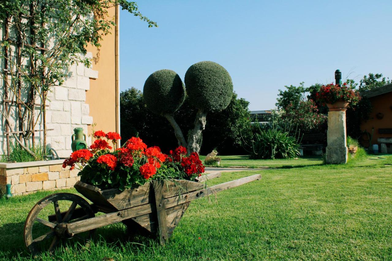 Il Giardino Della Musica Villa Modica Exteriör bild